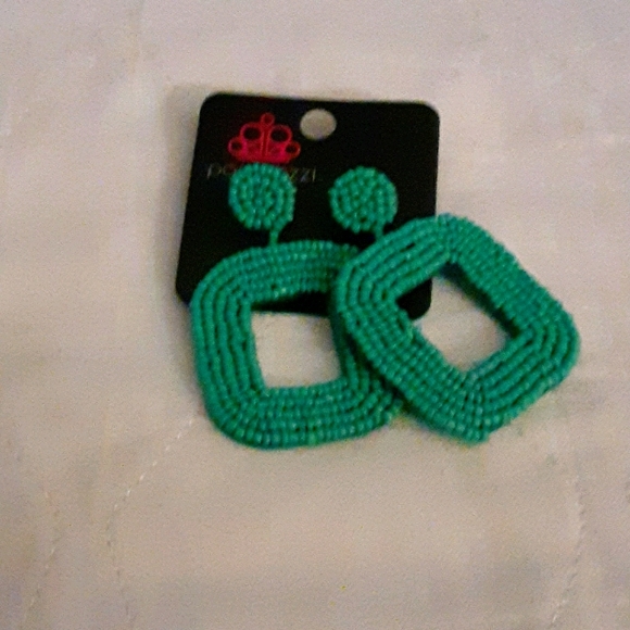 Paparazzi beaded earrings turquoise